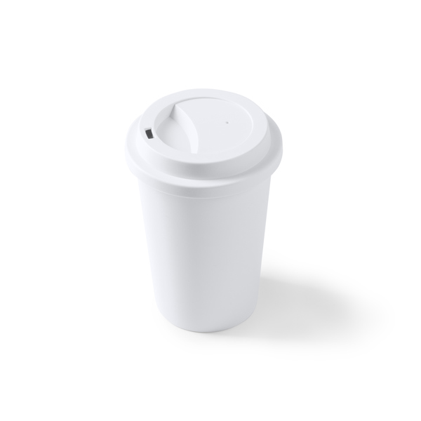 Tazas y vajilla bustan