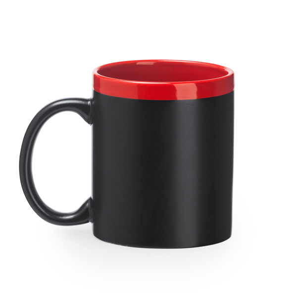 Tazas y vajilla palta